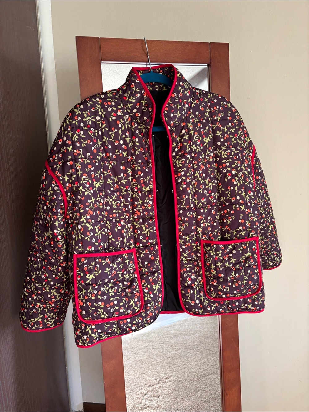 Cherry Patterned Quilted Cropped Jacket Size Small